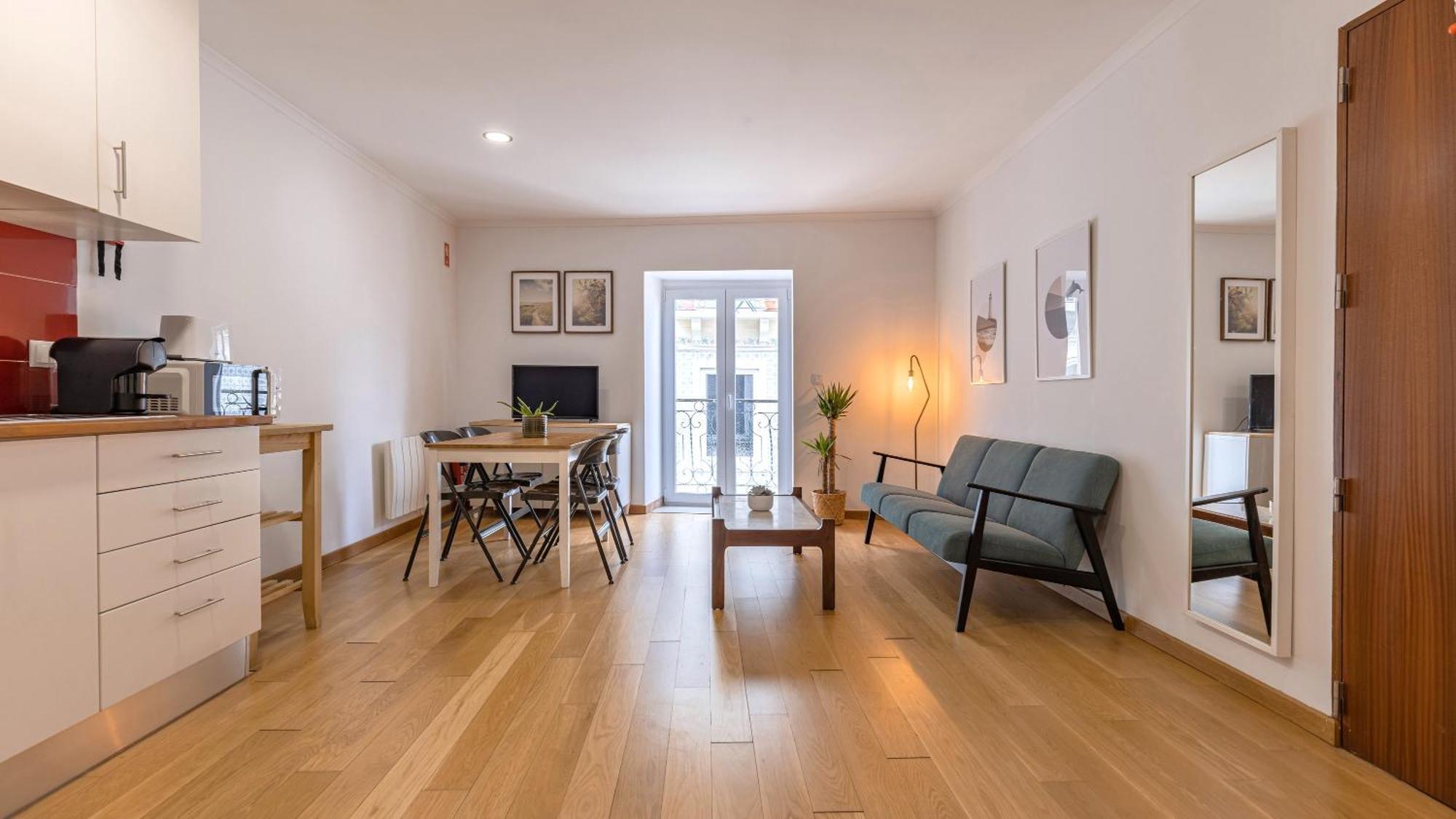 Cute Apartments In City Center By Lovelystay Lisbon Bagian luar foto